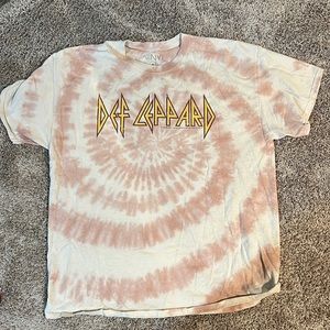 Def Leppard Graphic Tee
